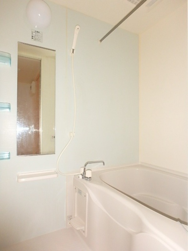 バス・シャワールーム　図面と現状に相違がある場合には現状を優先