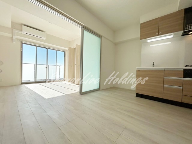 居室・リビング　6.8帖の広々DK♪