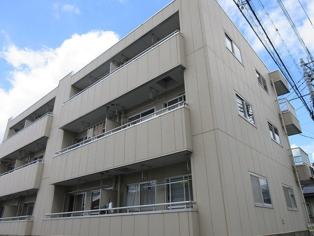 ＪＲ宇都宮線 小山駅 徒歩13分 3階建 築34年の外観写真