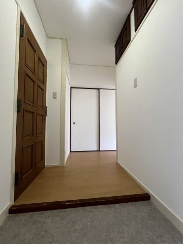 塩屋住宅3号棟の玄関写真