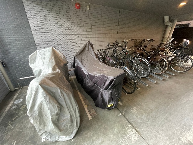 駐車場　駐輪場