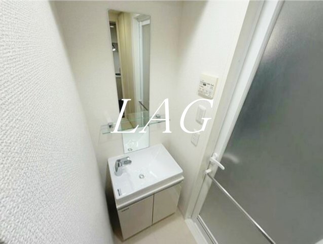 洗面設備　洗面台です。