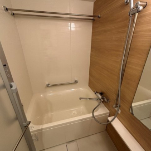 バス・シャワールーム　別部屋参考写真