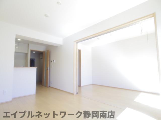 居室・リビング　居間です