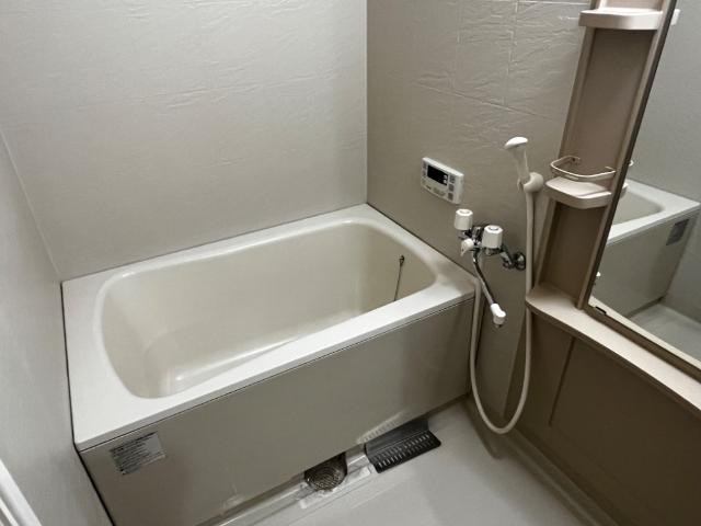 バス・シャワールーム　お風呂です