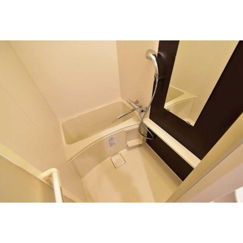 バス・シャワールーム　お引越し無料または家電３点プレゼント！★詳細はスタッフへ