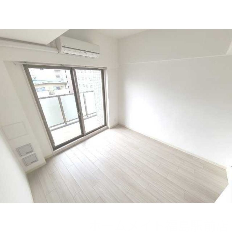 居室・リビング　お引越し無料または家電３点プレゼント！★詳細はスタッフへ