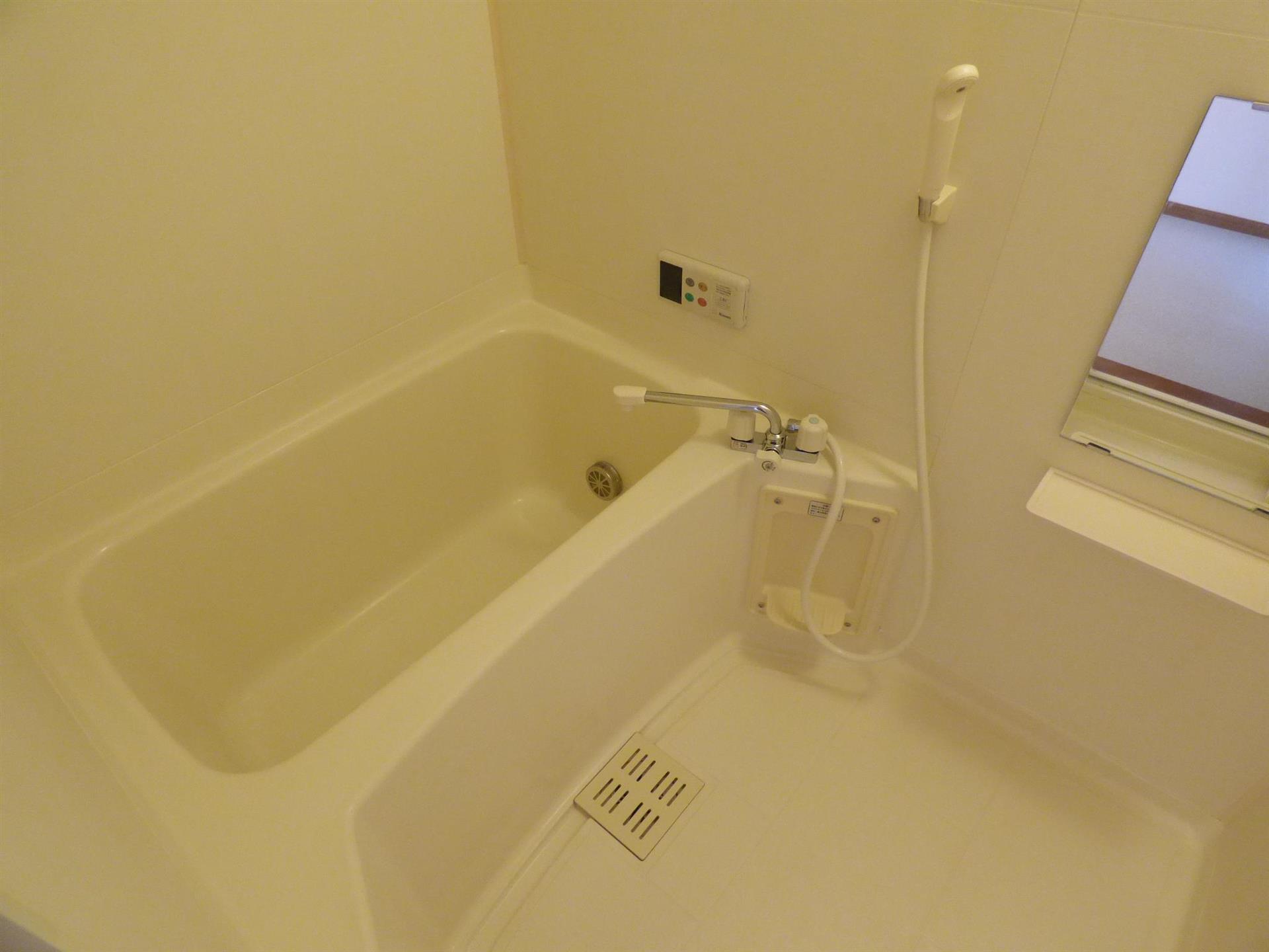 バス・シャワールーム　バス