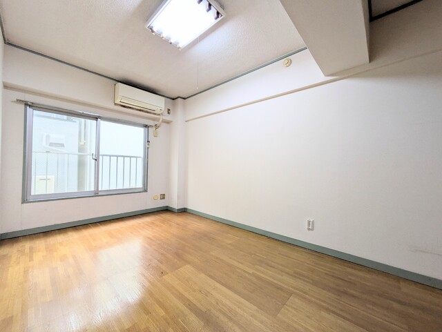 居室・リビング　※クリーニング前写真