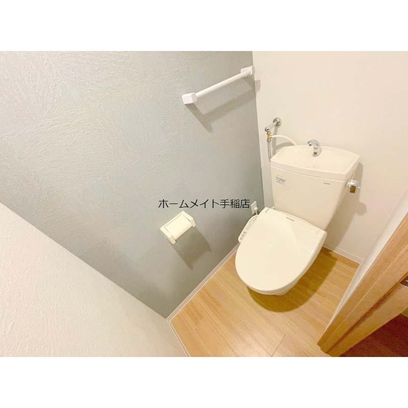 トイレ　ウォシュレット付きで快適な環境です♪