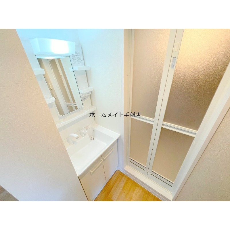 洗面設備　シャンプードレッサーで便利です♪