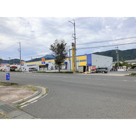 ドラックストア　マツモトキヨシ稲田店（ドラッグストア）まで304m