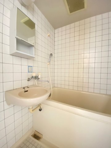 バス・シャワールーム　ルポ六本松