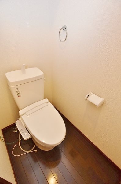 トイレ　★温水洗浄便座★