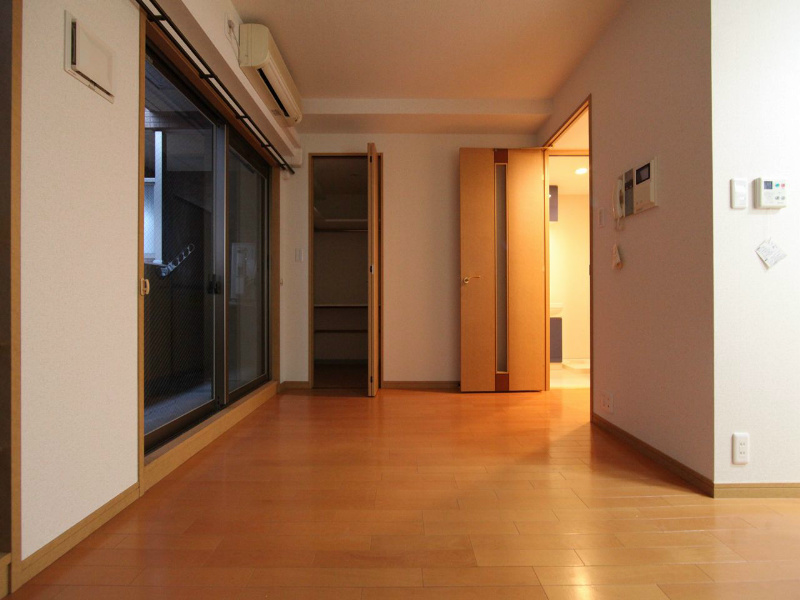 その他部屋・スペース　洋室9.1帖　ウォークインクローゼット付（収納充実してます）