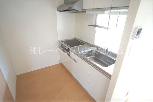 キッチン　レーベンハウス桶川店へ　048-787-5511