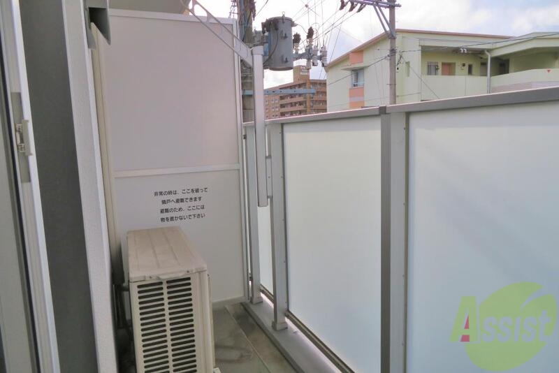 バルコニー　３階なので、洗濯物も安心して干せますね。