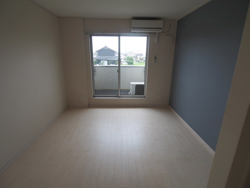 居室・リビング　同仕様写真