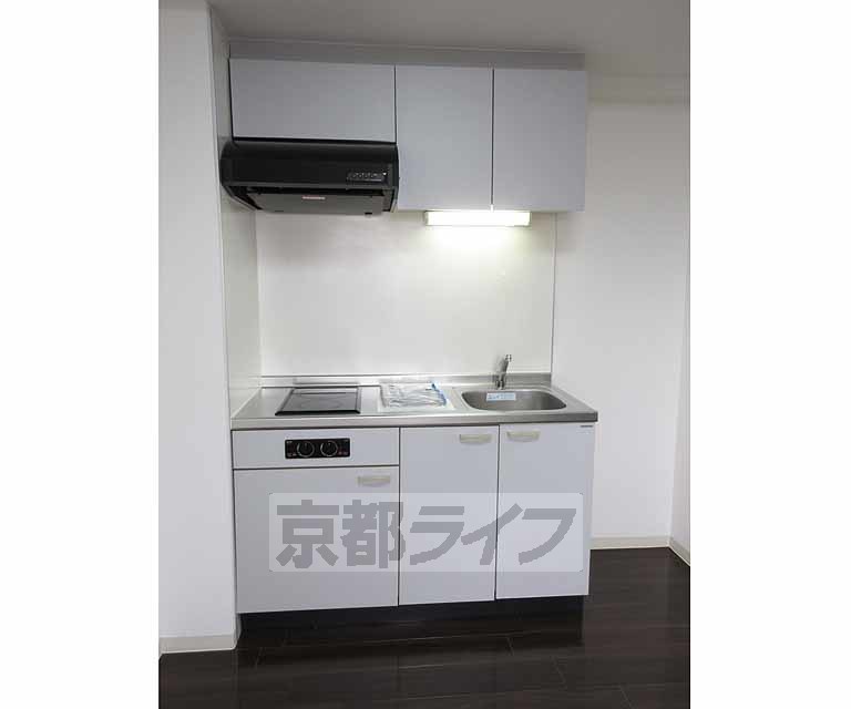 キッチン　収納スペース豊富なキッチンです。