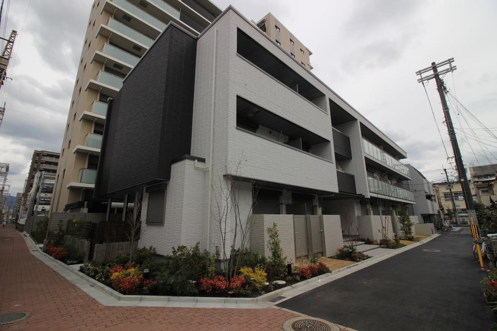 建物外観　外観を撮影