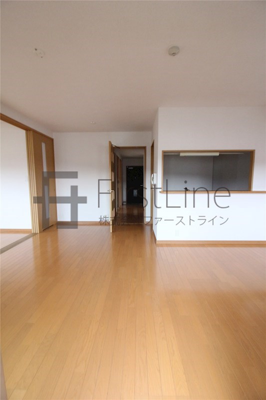 居室・リビング　別号室の写真です