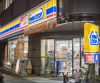 コンビニ　ミニストップ 新川1丁目店（コンビニ）まで218m