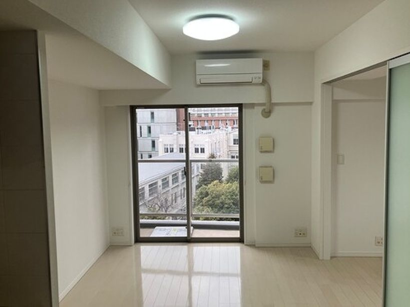 居室・リビング　別号室の写真になります！