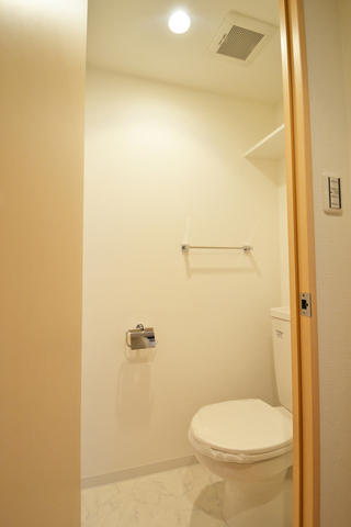 トイレ　洗浄機能付きトイレ♪