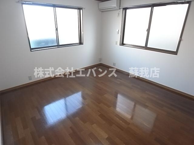 居室・リビング　居間です