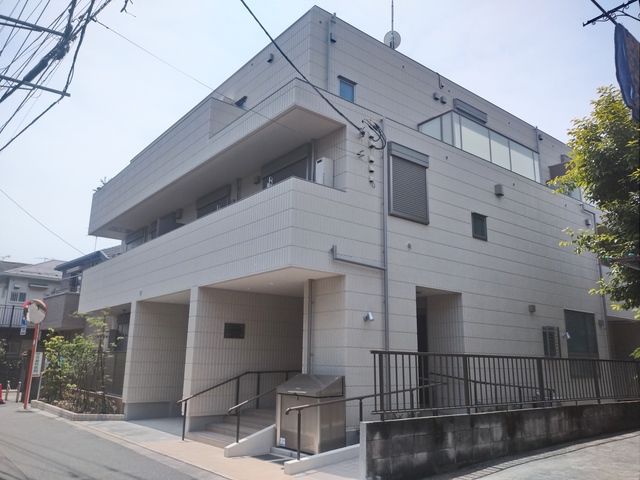 建物外観　シニア賃貸マンション