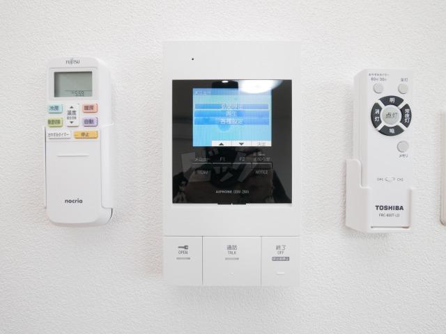 セキュリティ　来客の顔が見えて安心！TVモニターホン付きです♪