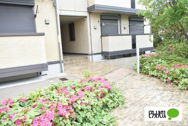 エントランス　建物入口