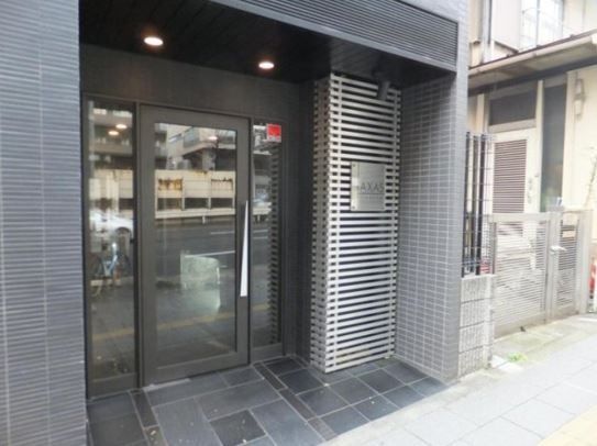 エントランス　ＡＸＡＳ板橋本町Ｓｔａ．　板橋区大和町