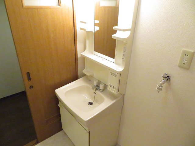 洗面設備　別部屋参考写真