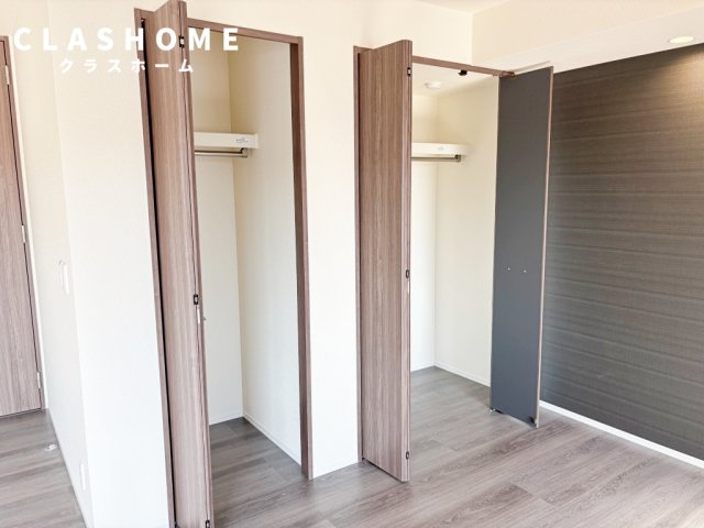 収納　同物件の別部屋になります。