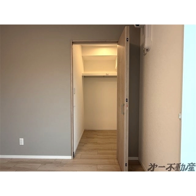収納　ウォークインクローゼット