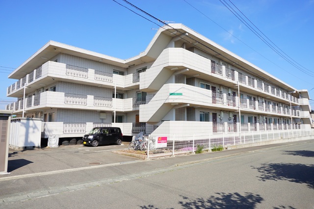 建物外観　２０２４年７月撮影