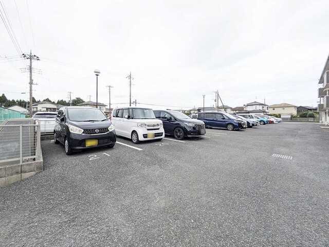 駐車場　駐車場