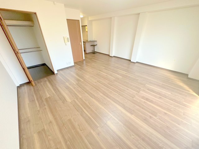 その他部屋・スペース　家具配置がしやすいですね。