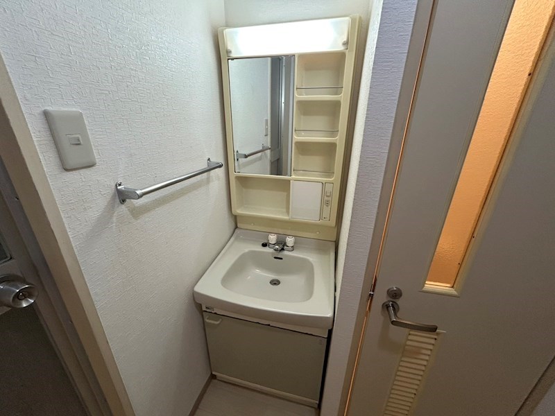 洗面設備　同仕様別部屋