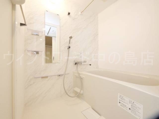 バス・シャワールーム　詳細は、ウィンドワード中の島店までご相談下さい。
