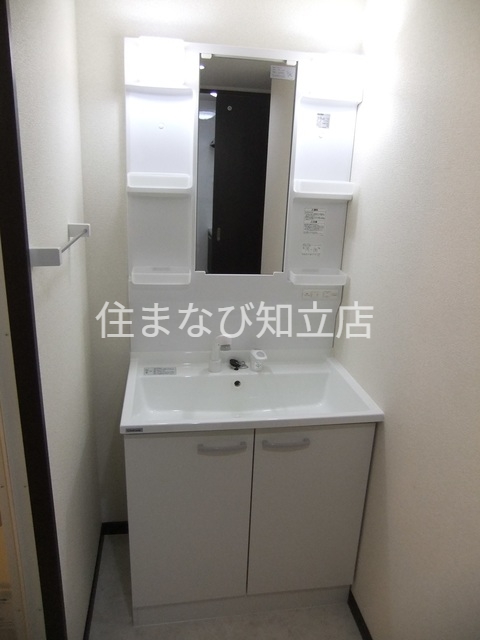 洗面設備　同型別部屋写真