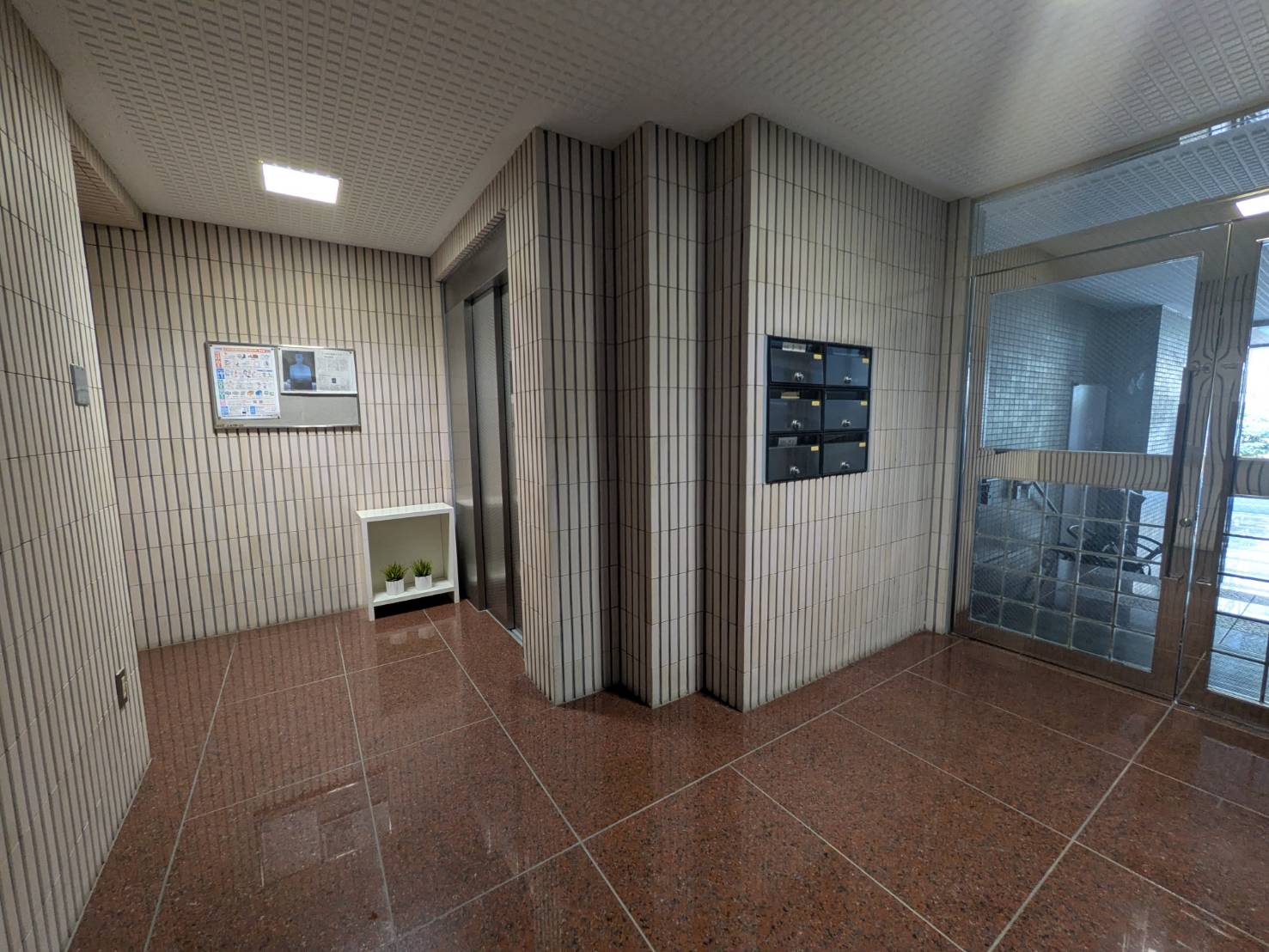 エントランス