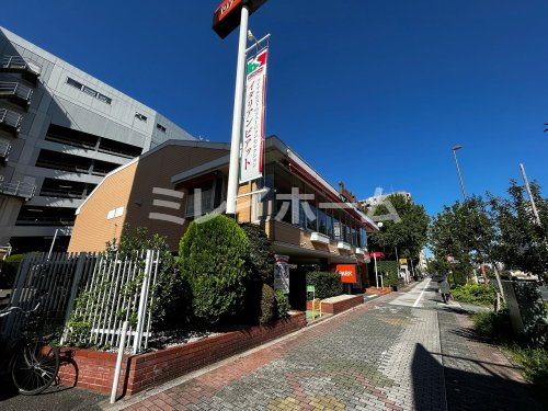 飲食店　ロイヤルホスト大森北店（飲食店）まで334m