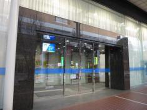 銀行　七十七銀行　県庁支店（銀行）まで600m