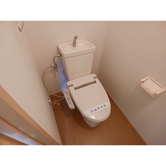 トイレ　別部屋参考写真