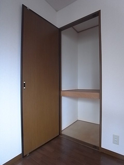 ハミング門戸の内装写真