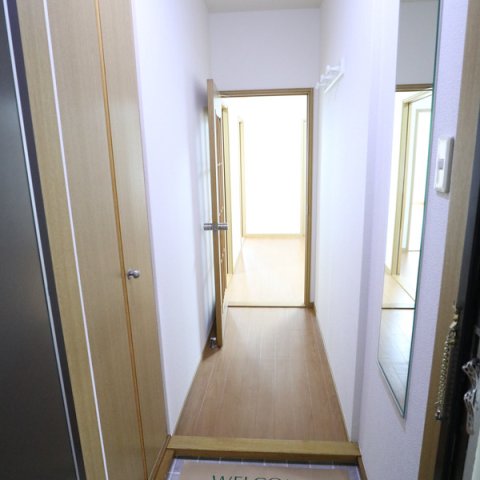玄関　玄関です。