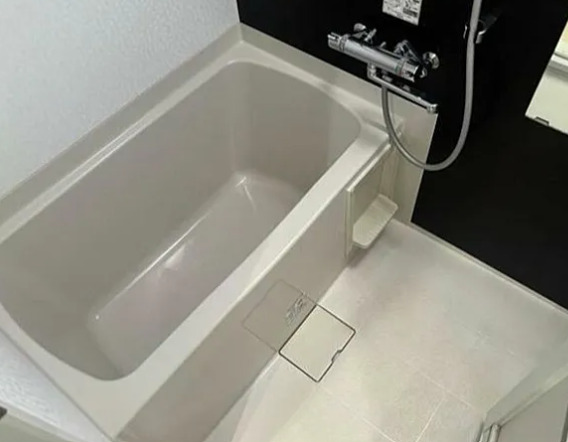 バス・シャワールーム　別部屋の画像を使用しております。
