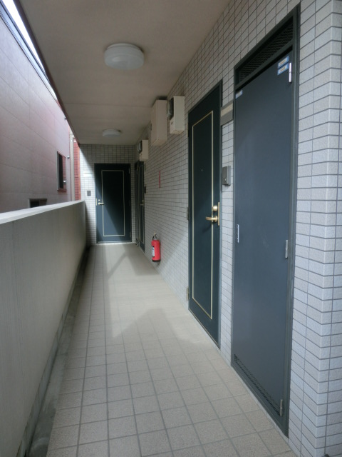 東急目黒線 武蔵小山駅 徒歩9分 4階建 築19年の外観写真